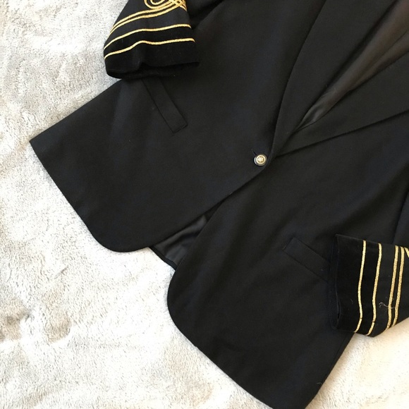 Vintage CASABLANCA Wool Gold Black Embroidered Printed Classic Women’s  Blazer - Picture 3 of 7